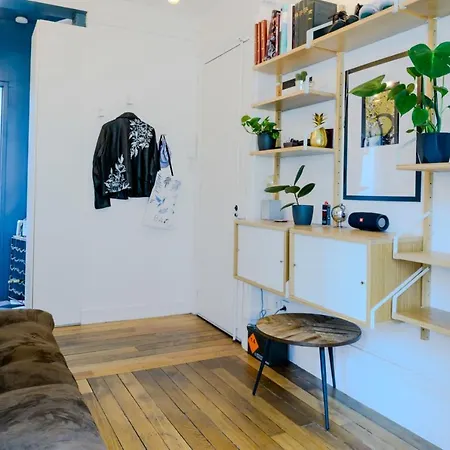 Design Apt In The Belleville Area * Paris